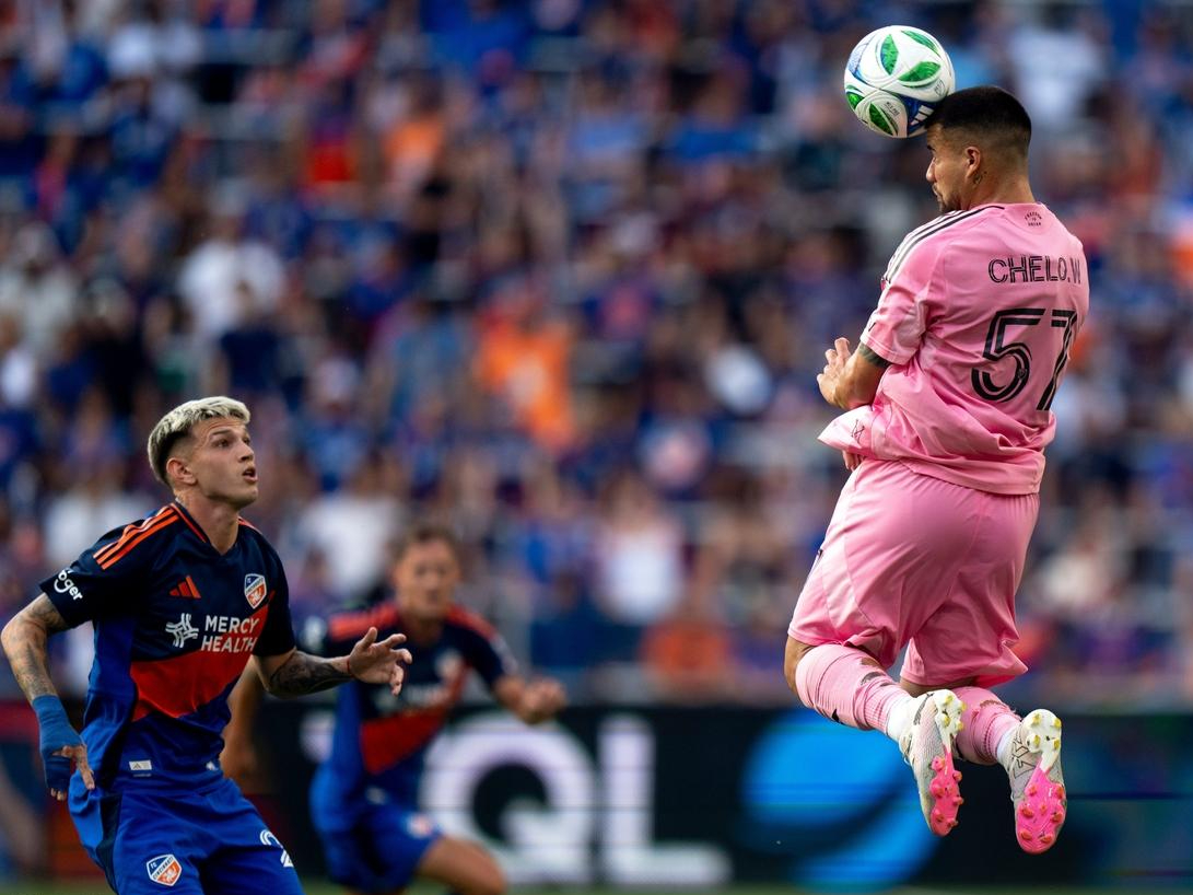 哨前救援240分钟完整版 哨前救援240分钟完整版