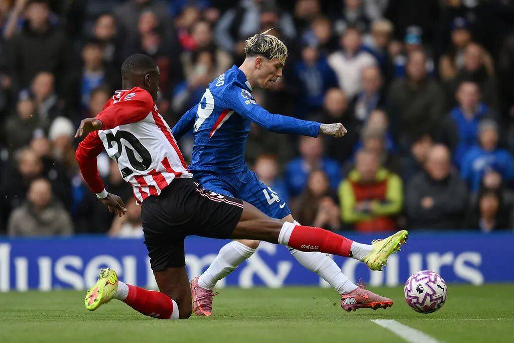 哨前救援240分钟完整版 哨前救援240分钟完整版