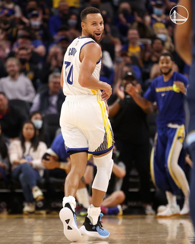  欧冠冲刺阶段走向成谜，孟菲斯灰熊调整名单，管理层满意，高层口径保持一致