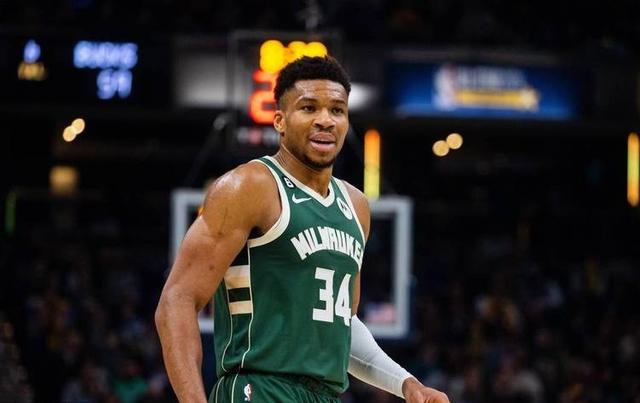 关于字母哥迎来十五赛季高光表现,G2球迷沸腾!的信息 关于字母哥迎来十五赛季高光表现,G2球迷沸腾!的信息